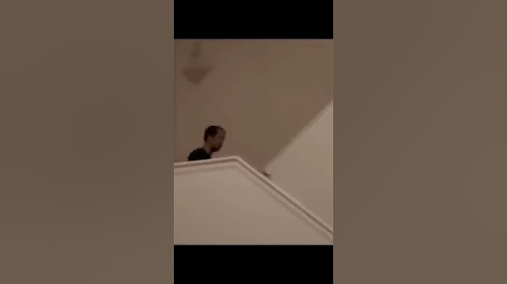 Smoothest Fake Escalator Trick You Will Ever See