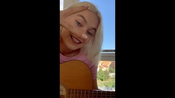 Acoustic teaser for It