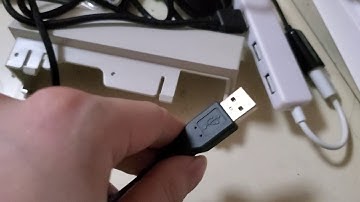 バーコードリーダーをUSBハブに接続