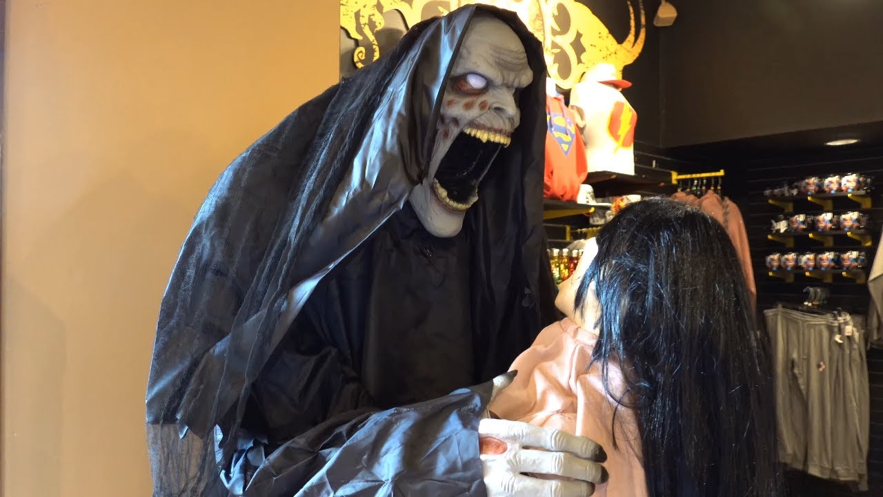 The Conjuring at Six Flags Fiesta Texas Fright Fest & Poltergeist (Update) 2021