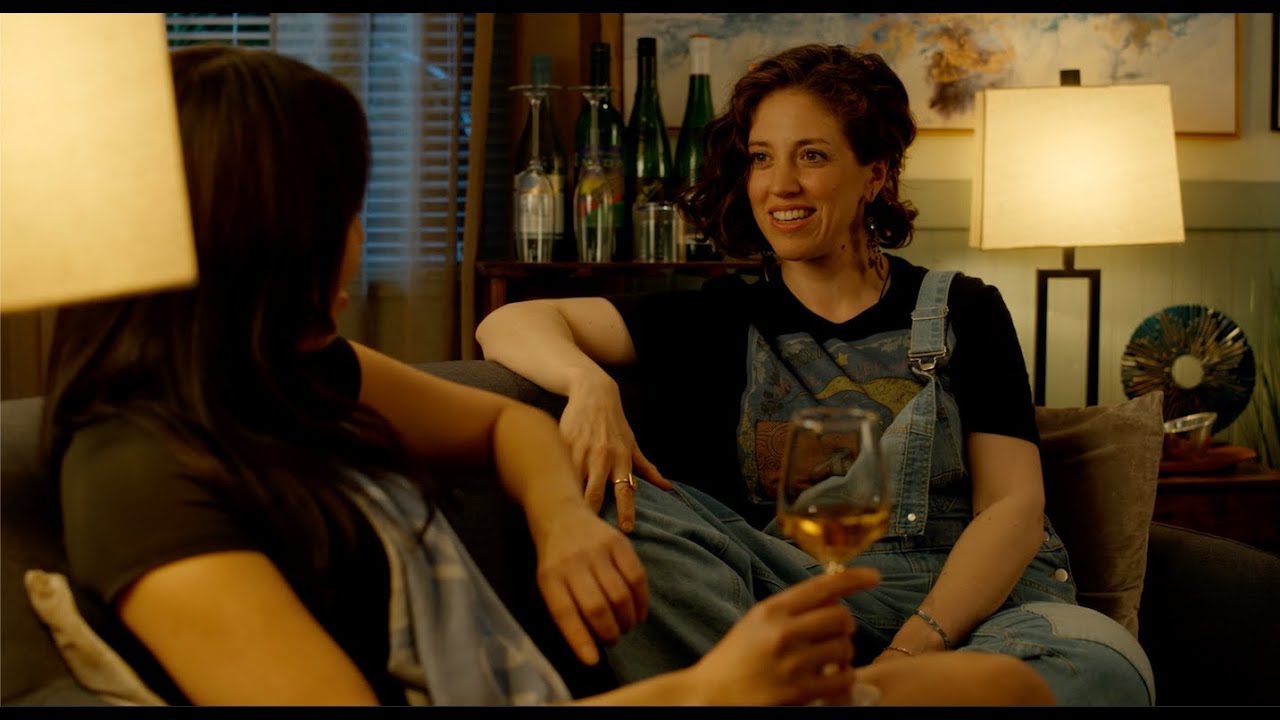 READ FLAGS feat. Jenna Sofia & Ivory Aquino