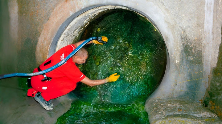 Débouchage de Drains Et Nettoyage de Choses Sales