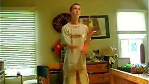 Juggling 4 Ball Basic Tricks