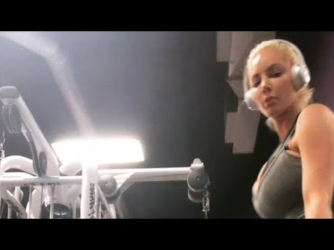 NICOLETTE SHEA INSTAGRAM LIVE 1/2 | 03.09.18