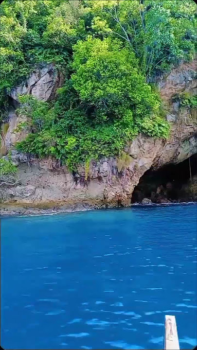 Pesona laut Indonesia 😍 #faktaunik #island #beach #treanding #travel #reallif #pantai #reallife #kap