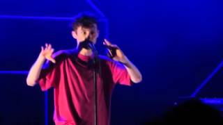 Troye Sivan - Suburbia & Cool Water Gun Live Spain 2016