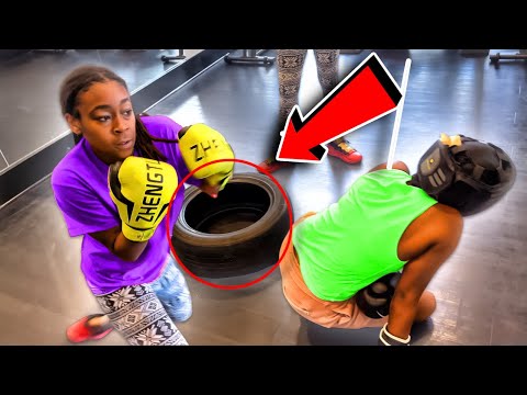 Last foot to leave the TIRE *FEMALE EDITION *#girlsboxing #bwb #sksboxing