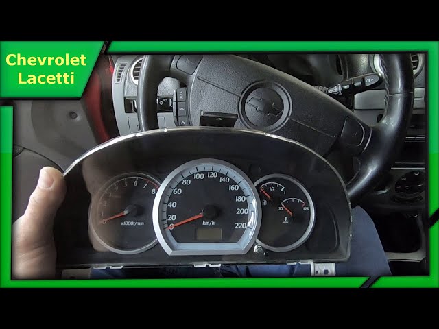 Купить б/у Daewoo Gentra II 1.5 MT (107 л.с.) бензин механика в Москве: белый Дэ