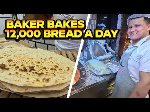🇹🇷 This Baker Bakes Twelve Thousand Breads A Day In Istanbul!