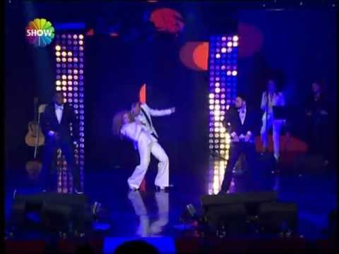 Hadise - My Body (Show TV 2012 Yılbaşı Konseri)