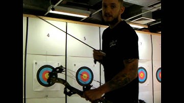 French tuning a compound bow