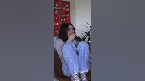 enya yumanzor dislocates her tongue