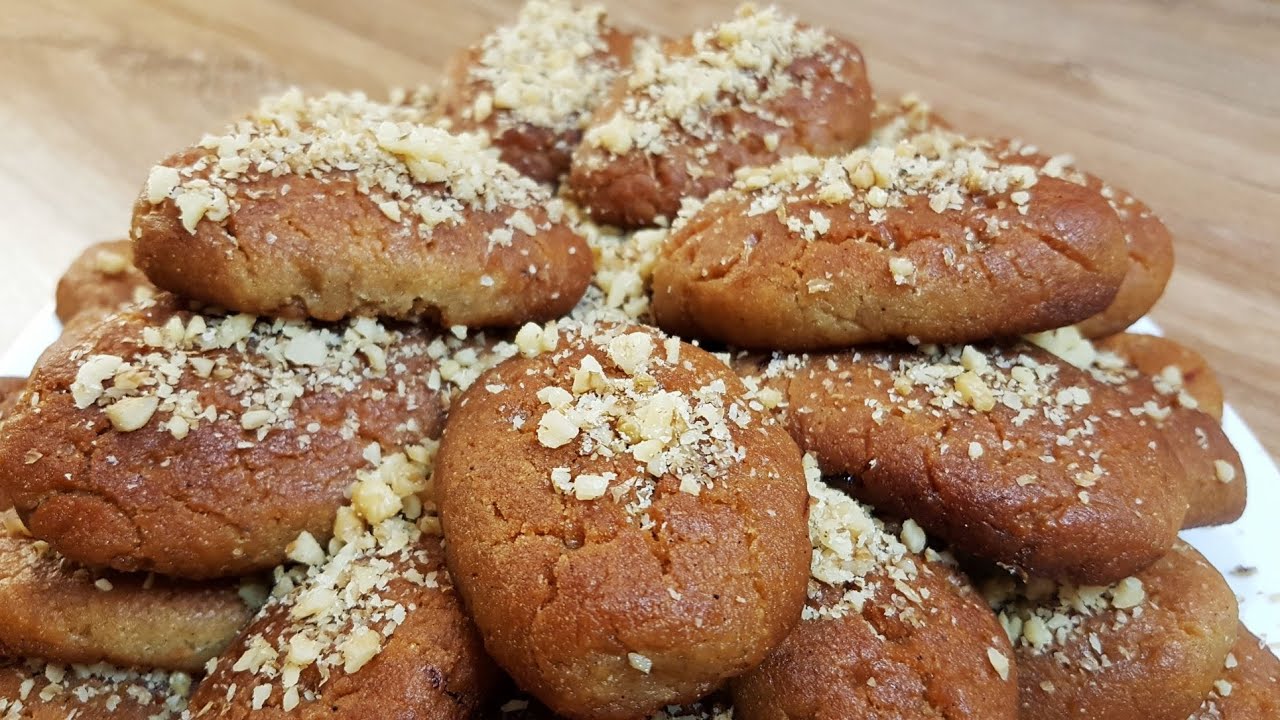 Υπέροχα και τραγανά μελομακάρονα με σιμιγδάλι!!!