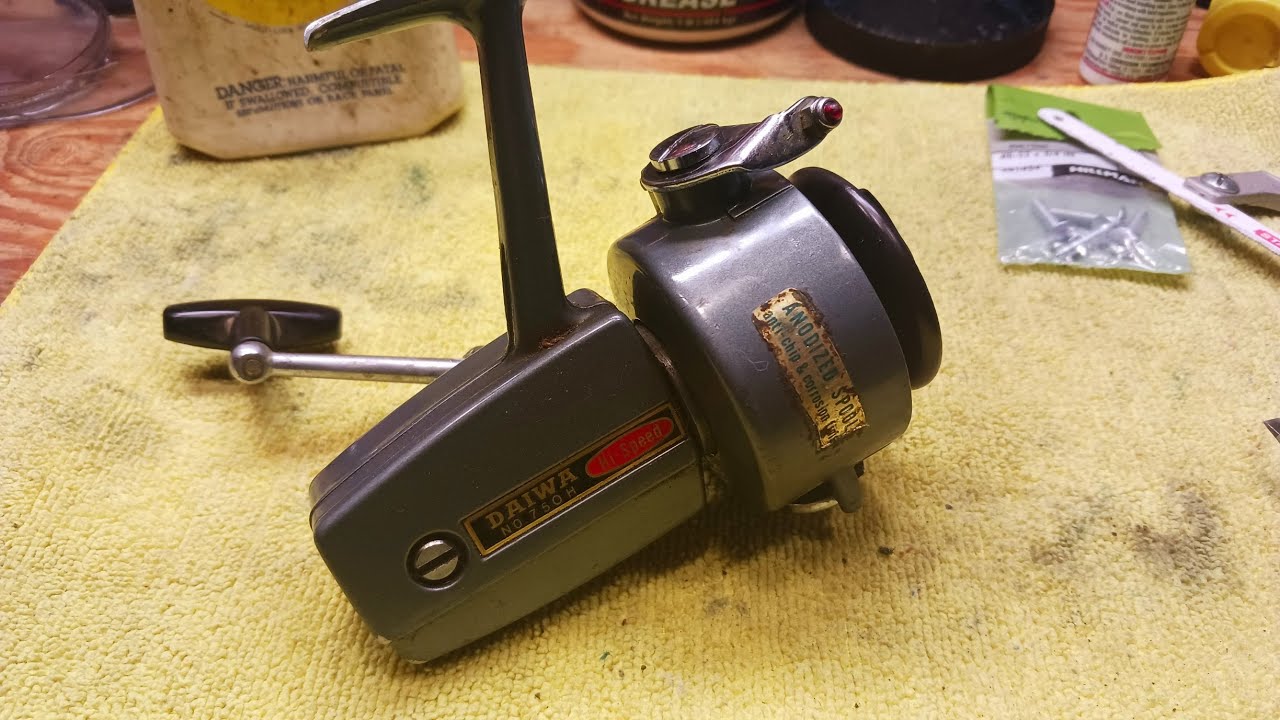 Daiwa 750H Ball Bearing Spinning Reel Service - With missing Bail Wire  screw fix