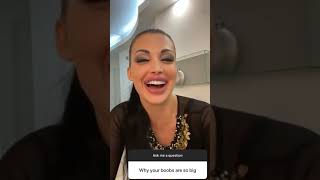 Aletta Ocean answering questions for fans Resimi