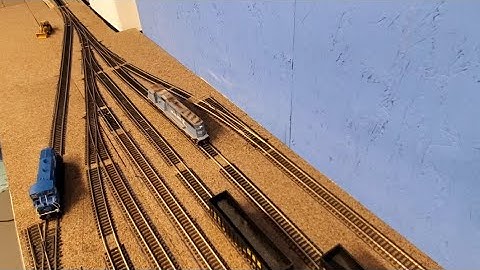 Conrail EMD MP15 Switching Fowler Yard.