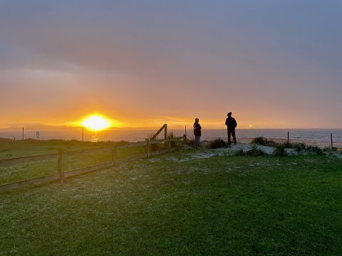 Memorial Hill eyes on the ocean backs to the wind