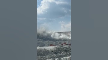 Explosive Moments in a US Mine: Short Videos of Blasting #Mining Explosions #Excavation and Blasting