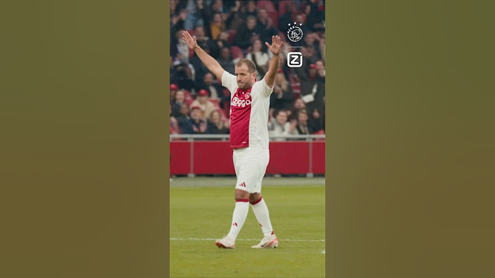 We mic’d up Rafael van der Vaart during Ajax Legends - Real Madrid Legends! 🎙️