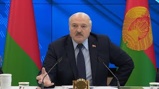 Лукашенко: Мы ближе к земле! Помним, как вручную доили коров! Нынешняя молодёжь этого не понимает!