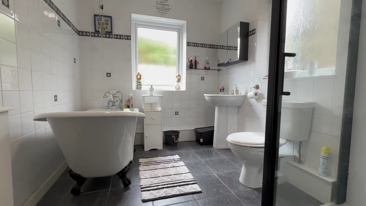Llanllechid, Bangor, Gwynedd, LL57