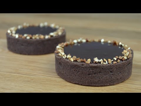 Vidéo: Tartelettes Au Chocolat Et à La Menthe Poivrée, Groseilles Et Baies