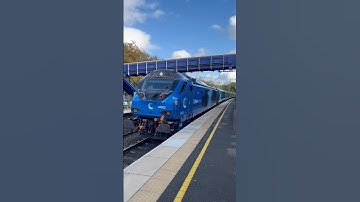 Class 68 new Chiltern Railways Livery #modeltrains #train #railway #trainspotting #railwaytrack