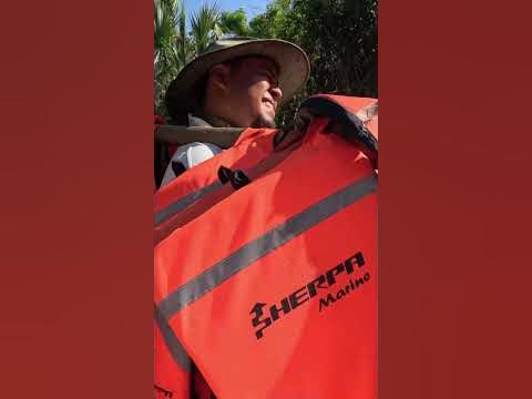 A Mexican village that use to hunt skunks & armadillos! #