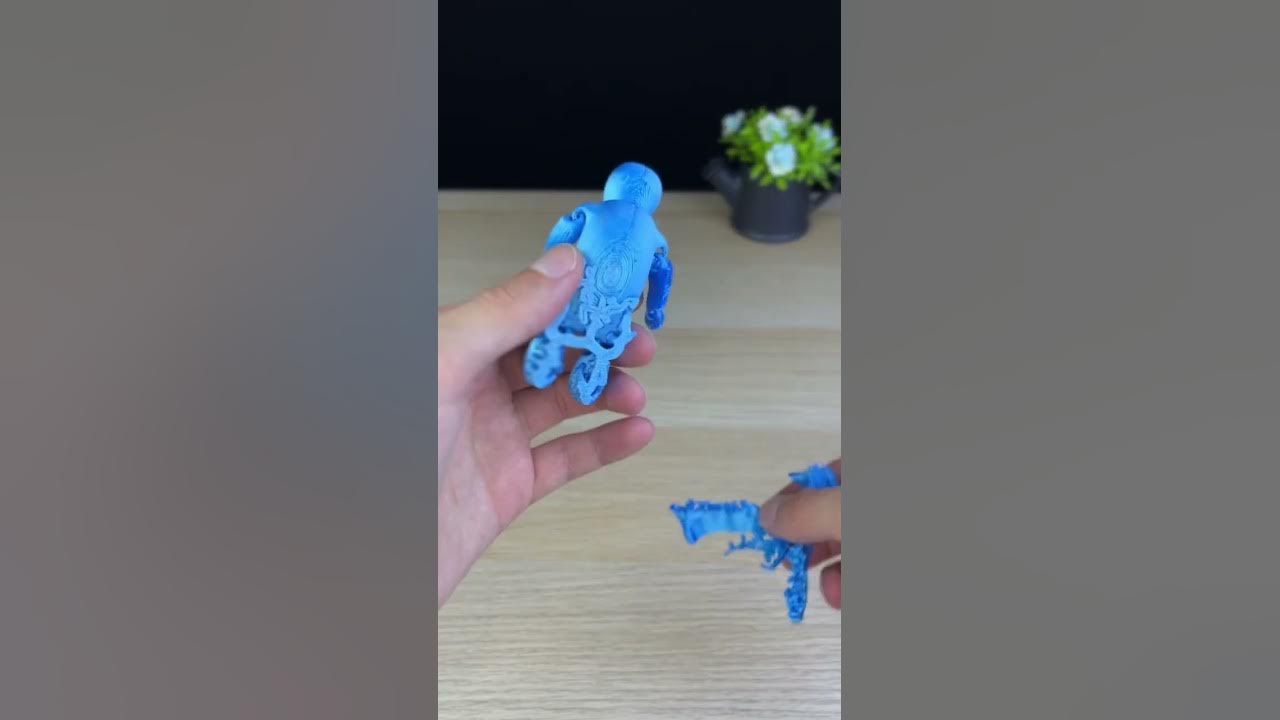 STL file Blue form Rainbow Friends Roblox Game 🌈・3D printing