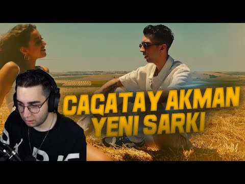 Eray, Çağatay Akman'ın Yeni Şarkısını dinliyor