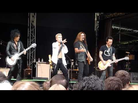 billy idol la woman single Billy idol a: la woman (edit) b: billy idol a: speed (single version) b: an interview with billy idol of generation x. billy idol la woman single Billy idol a: la woman (edit) b: billy idol a: speed (single version) b: an interview with billy idol of generation x.