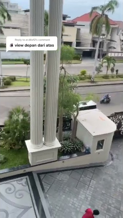 PEMANDANGAN DARI DEPAN KAMAR !!!