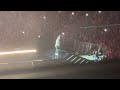 Robbie Williams singing ‘Let Me Entertain You’ at The O2, Sunday 9th October 2022