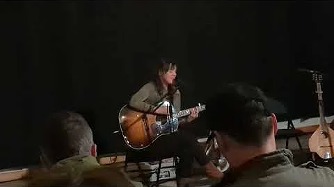 Amelia Curran at Bannerman brewery