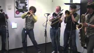 Video thumbnail of "Broken Brass Ensemble -- Big Chief"
