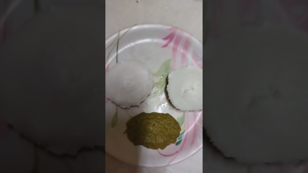 Idly with kothamalli Chutney for breakfast idly kothamallichutney 