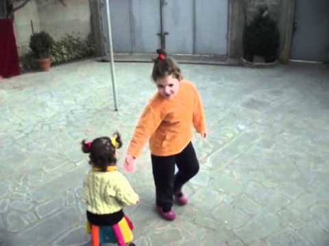 ნანა მეზვრიშვილი და ანი გვათუა