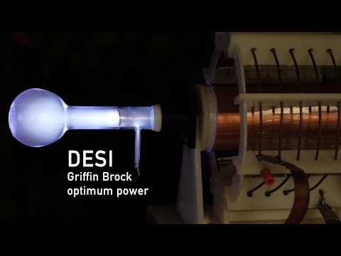 DESI - Griffin Brock shows operation of a Desmitron shadowgraph tube at optimum power in the dark