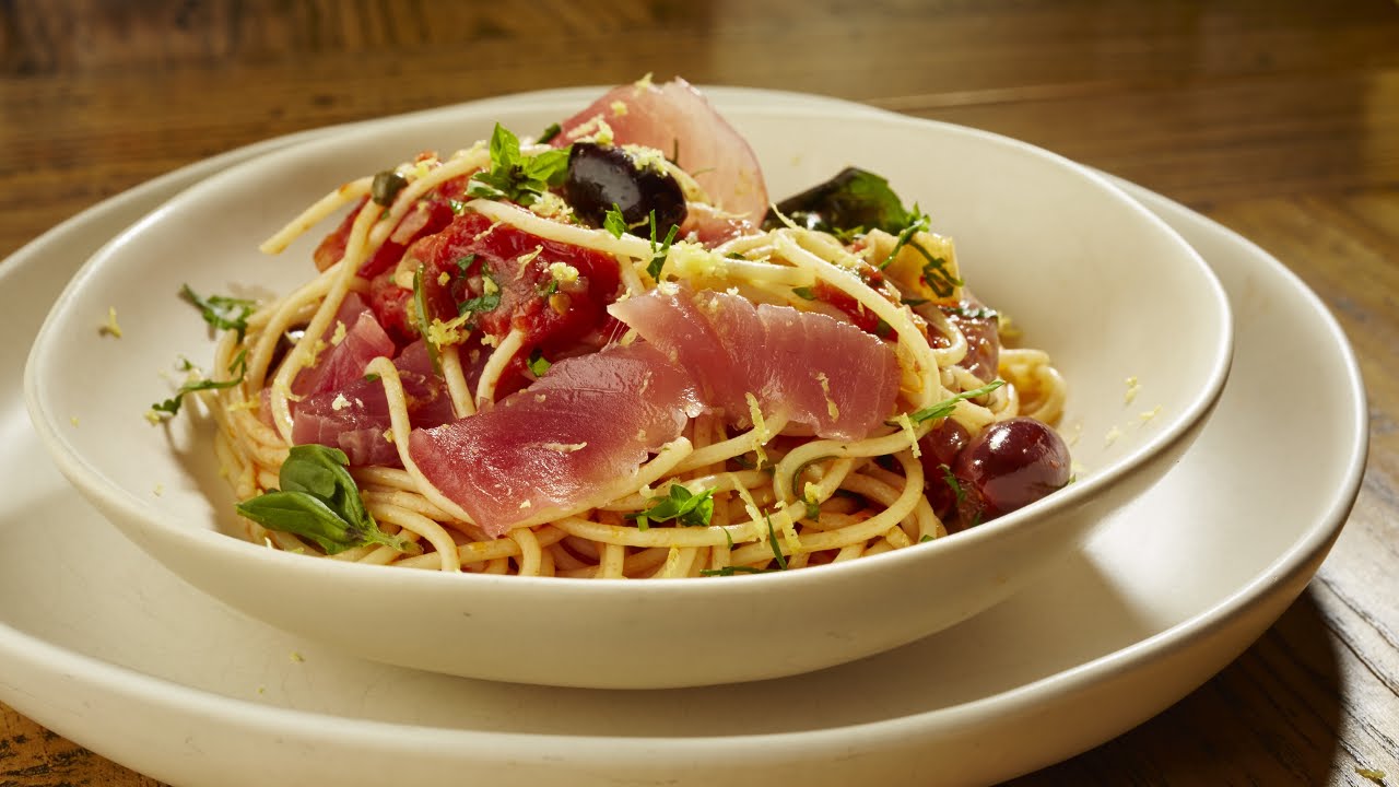 Harry Lilai's Spaghetti Puttanesca