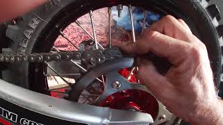 видео: Как правильно снимать и ставить замок цепи на мотоцикле. картинка: Как правильно снимать и ставить замок цепи на мотоцикле.