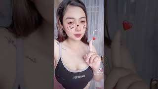 Dễ thương không ạ🥰 đăng kí kênh để xem em nhiều hơn nhoaaa