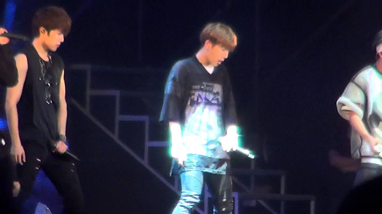 150723 러블리영 콘서트 back 성규ver - 제발 아프지마