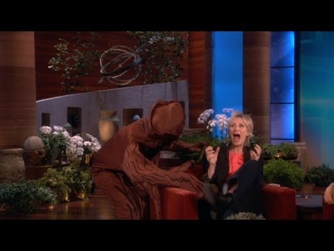 Jane Lynch Gets