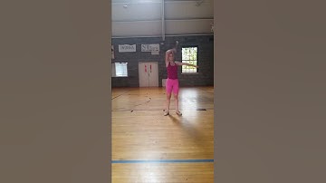 Baton twirling tutorial : monster rolls