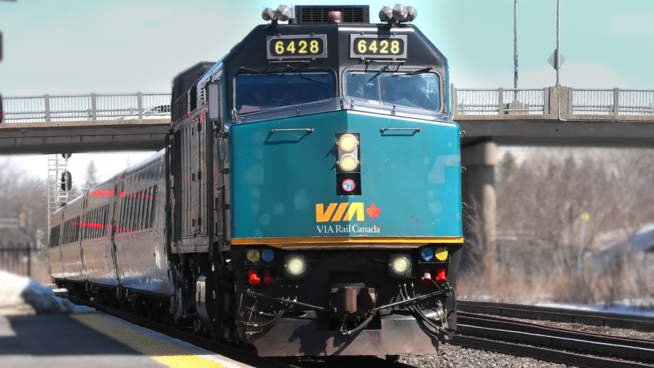 [4K] Superb K3L Horn! VIA Rail Train with Loco #6428 Stops and Departs at the Brockville Station