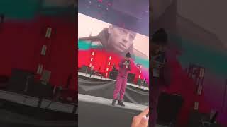 Central Cee uses a fans phone to record🔥🔥