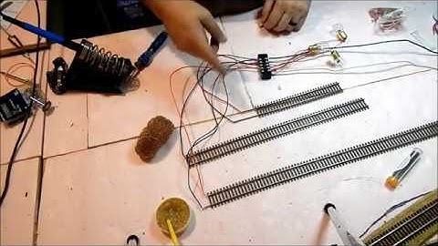 short circuit protection for model trains