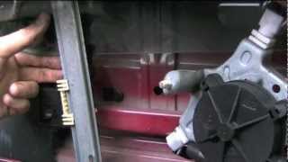 Renault Clio Electric Window Removal