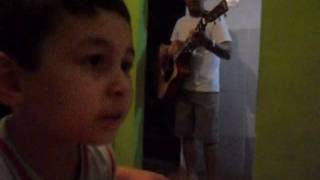 Shigueo cantando *-*