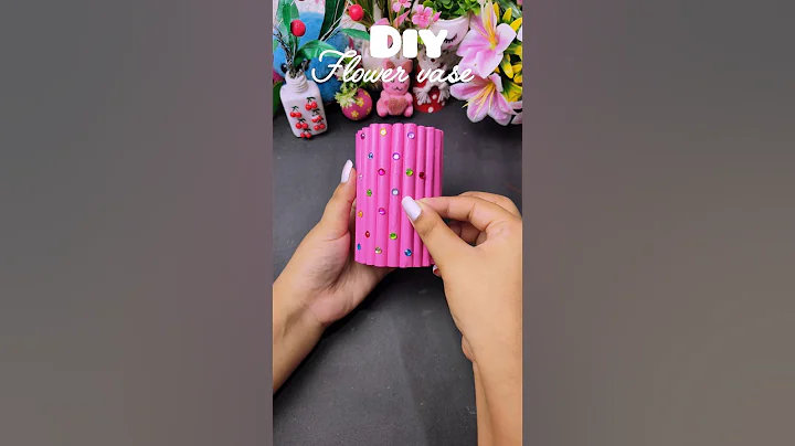 DIY flower vase from waste meterial 🌸 #diy #craft #craftideas #flowervase#trending #viral  #shorts